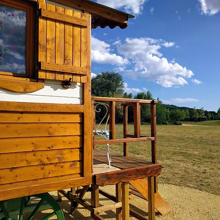Aparthotel Valsoyo 3*