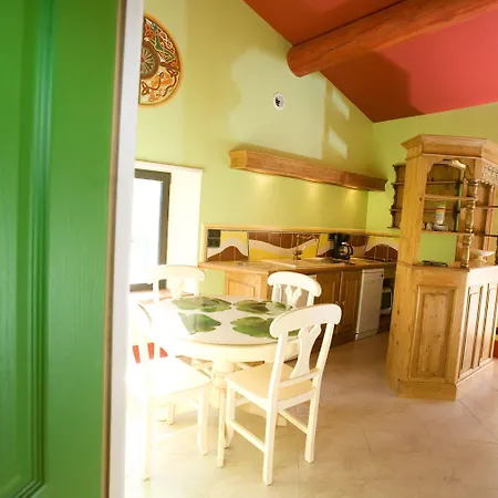 شقة فندقية Valsoyo 3*