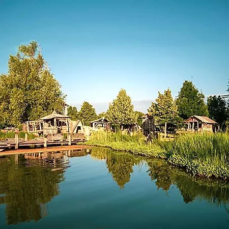 Valsoyo Aparthotel Upie